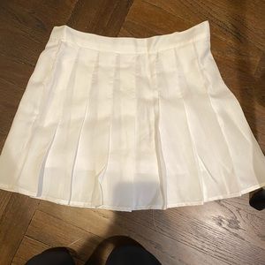 White tennis skirt - size xs